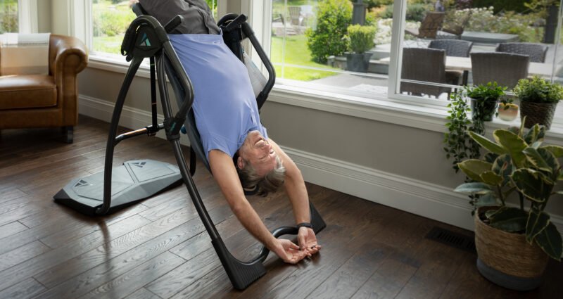 teeter fitspine inversion table